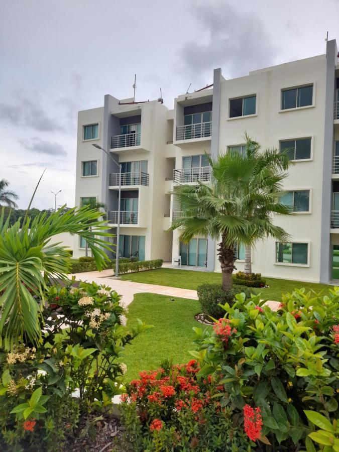Gorgeous Apartment Hoestel Long Island! Канкун Екстериор снимка
